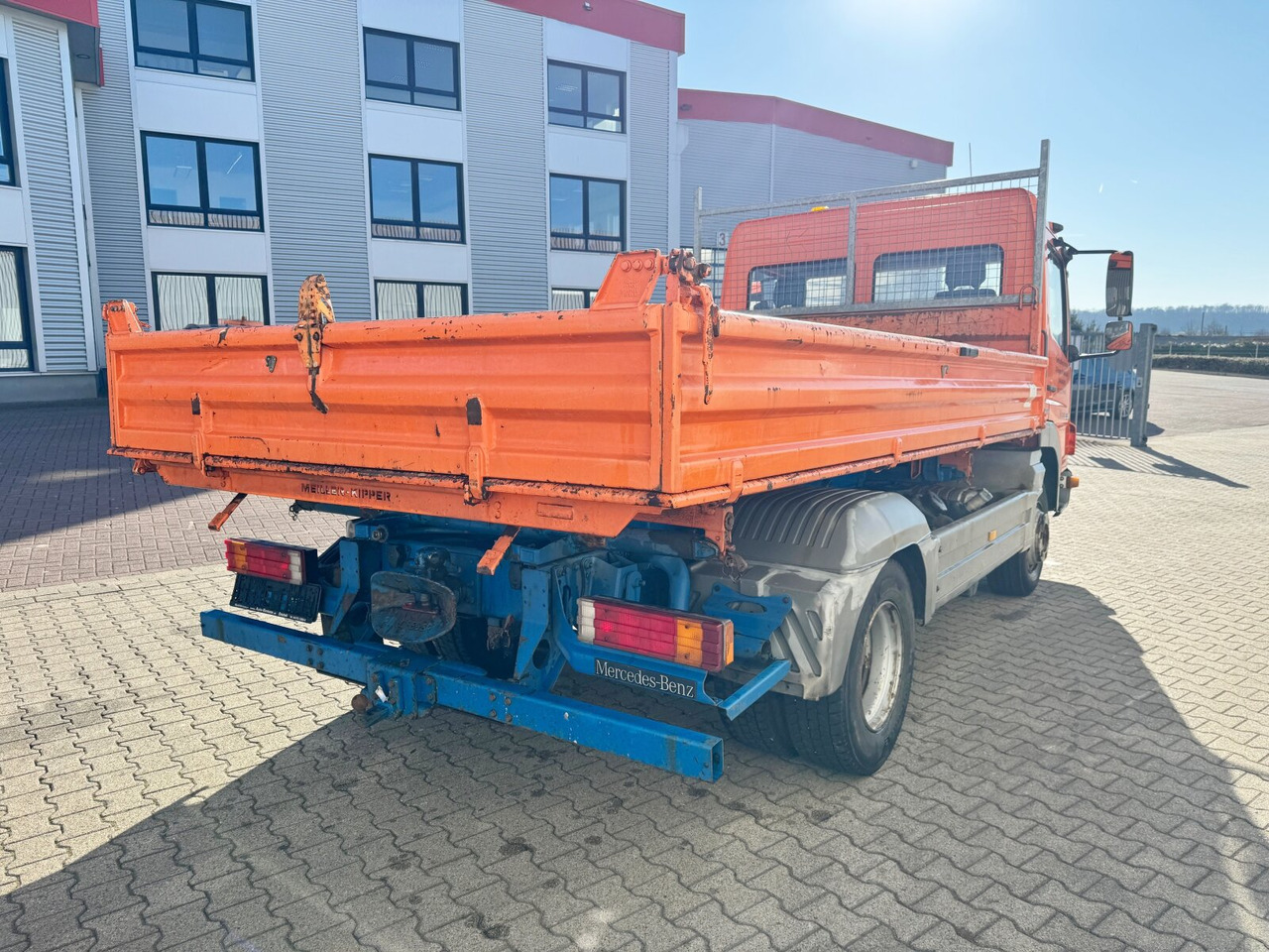 Самосвал Mercedes-Benz Atego 818 K 4x2 Atego 818 K 4x2, 2x AHK: фото 9