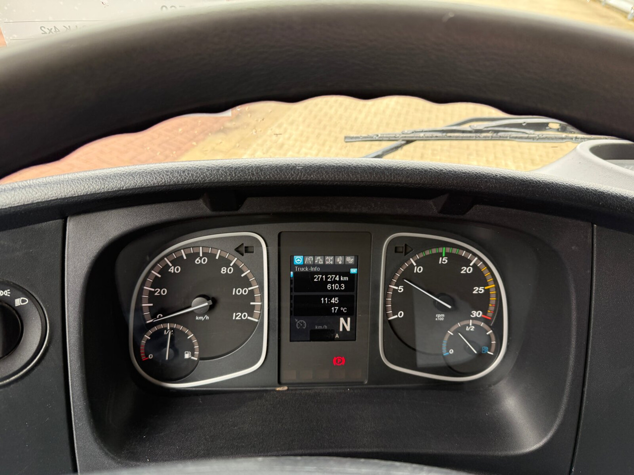 Mercedes-Benz Atego 818 LK 4x2 Atego 818 LK 4x2, 2x AHK - Самосвал: фото 4 Mercedes-Benz Atego 818 LK 4x2 Atego 818 LK 4x2, 2x AHK - Самосвал: фото 4