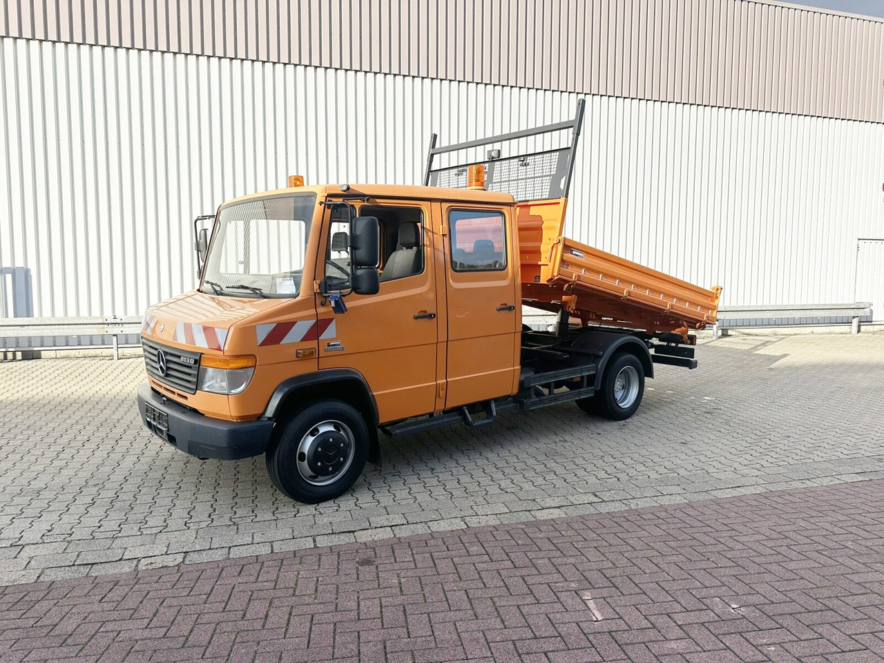 Mercedes-Benz Vario 813 D 4x2 Doka Vario 813 D 4x2 Doka, Meiller Kipper - Самосвал: фото 1 Mercedes-Benz Vario 813 D 4x2 Doka Vario 813 D 4x2 Doka, Meiller Kipper - Самосвал: фото 1