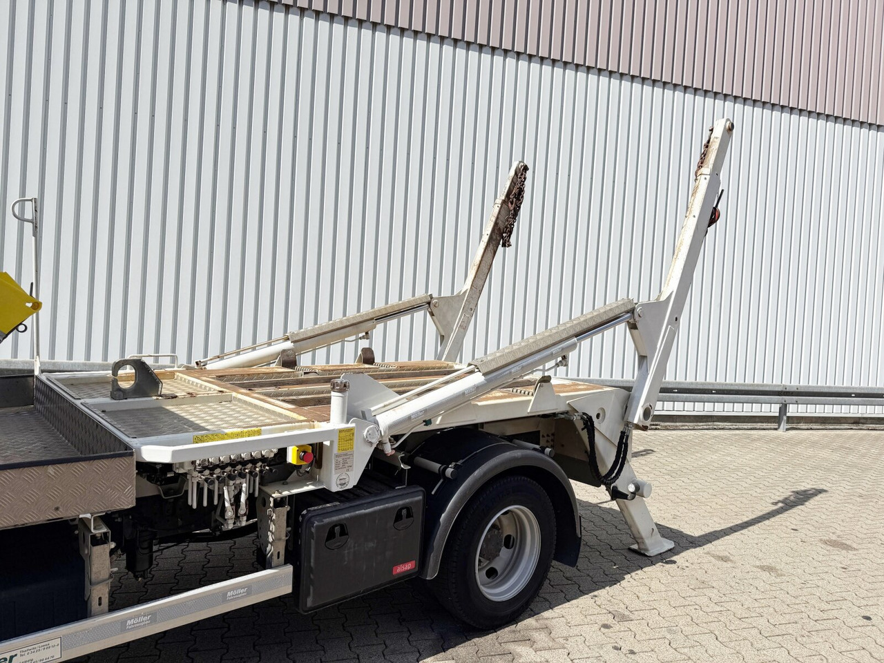 Портальный бункеровоз Mitsubishi Canter Fuso 7C15 4x2 Canter Fuso 7C15 4x2, Tele-Absetzer, Vereiterbar bis 10m³: фото 15