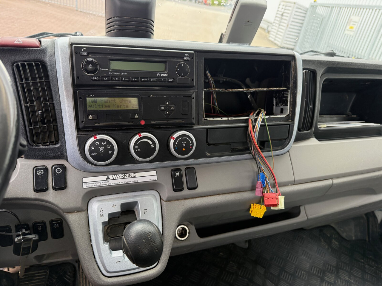 Mitsubishi Canter Fuso 9C18 4x2 Canter Fuso 9C18 4x2, Marrel City Abrollanlage - Крюковой мультилифт: фото 4 Mitsubishi Canter Fuso 9C18 4x2 Canter Fuso 9C18 4x2, Marrel City Abrollanlage - Крюковой мультилифт: фото 4