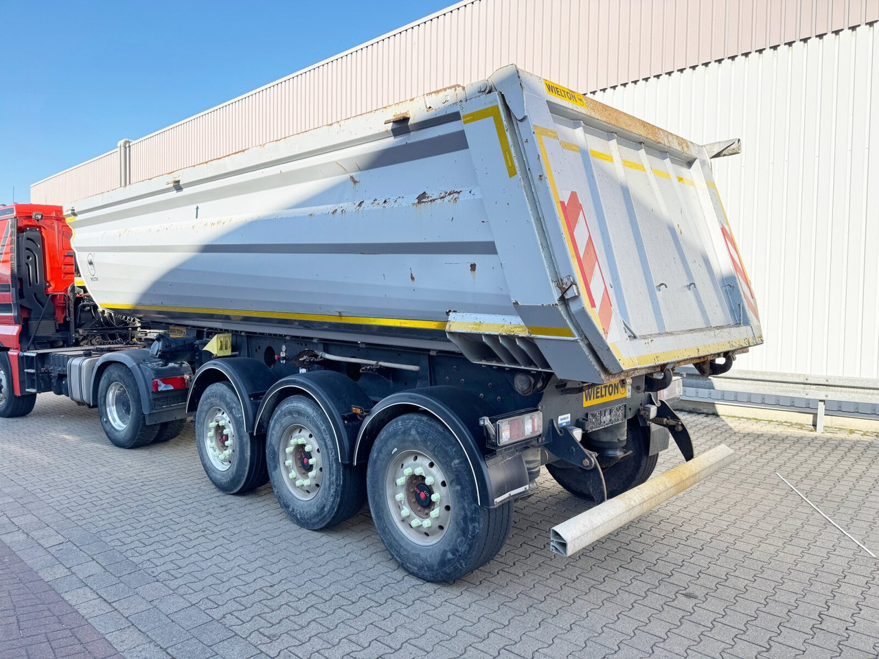NW-3 NW-3, Liftachse, Stahlmulde ca. 26m³ - Полуприцеп: фото 4 NW-3 NW-3, Liftachse, Stahlmulde ca. 26m³ - Полуприцеп: фото 4