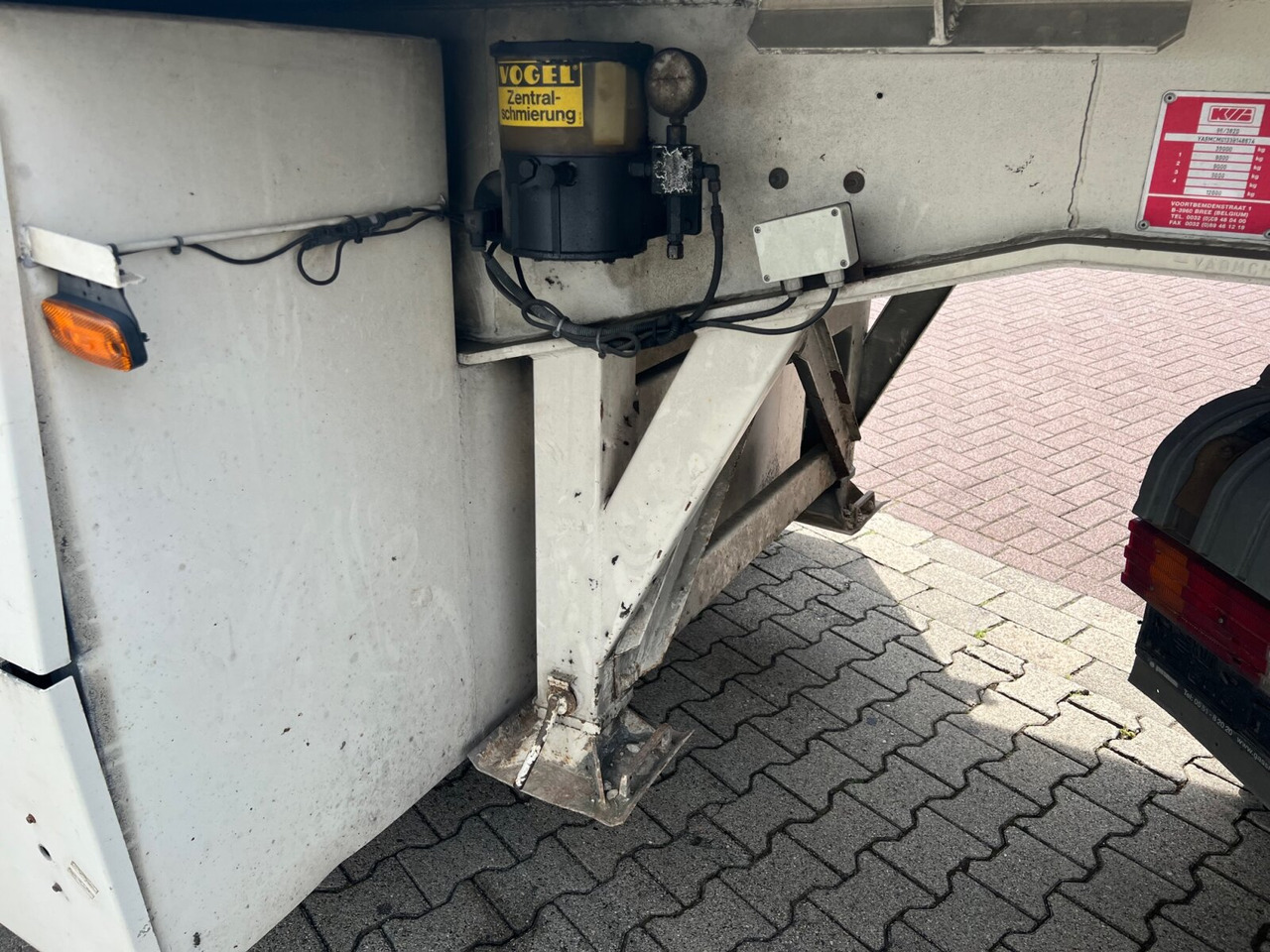 P-393-STI-R-1 KWB, P-393-STI-R-1, 2x Lenkachse, Mörtel-/Estrichauflieger - Полуприцеп: фото 4 P-393-STI-R-1 KWB, P-393-STI-R-1, 2x Lenkachse, Mörtel-/Estrichauflieger - Полуприцеп: фото 4