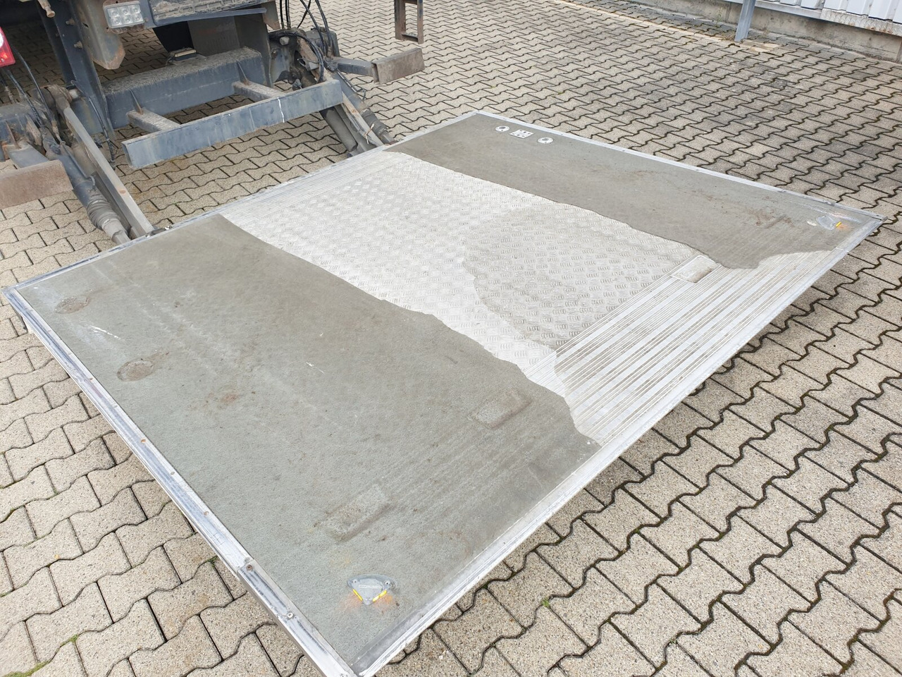 Полуприцеп-рефрижератор Schmitz Cargobull SKO 24 SKO 24, Carrier, LBW, Lift-/Lenkachse, 74 cbm: фото 15 Полуприцеп-рефрижератор Schmitz Cargobull SKO 24 SKO 24, Carrier, LBW, Lift-/Lenkachse, 74 cbm: фото 15