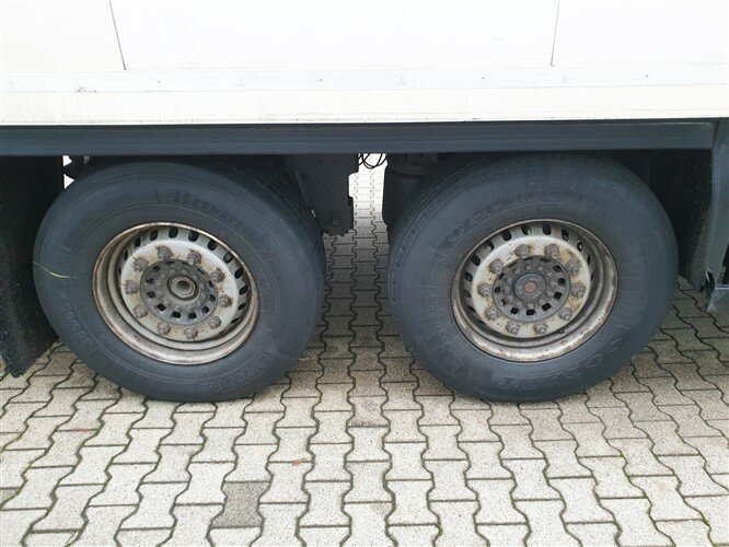 Прицеп-рефрижератор Schmitz Cargobull ZKO 18/L-FP 45 Cool ZKO 18/L-FP 45 Cool, MBB LBW, Frigoblock, Durchladbar: фото 15 Прицеп-рефрижератор Schmitz Cargobull ZKO 18/L-FP 45 Cool ZKO 18/L-FP 45 Cool, MBB LBW, Frigoblock, Durchladbar: фото 15