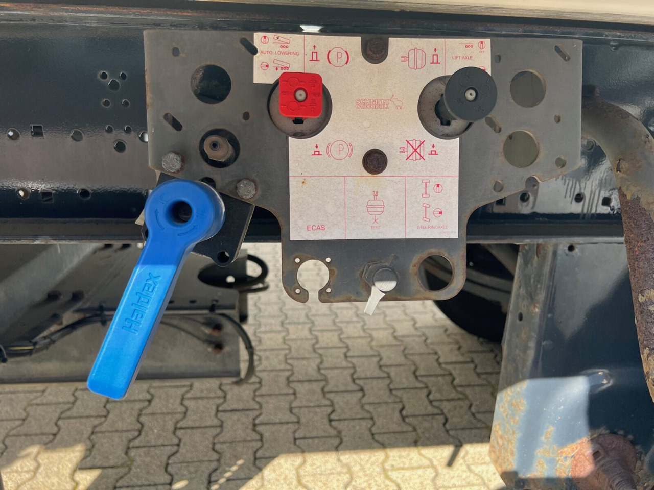 Schmitz Cargobull ZWF 18 ZWF 18 - Прицеп лесовоз: фото 4 Schmitz Cargobull ZWF 18 ZWF 18 - Прицеп лесовоз: фото 4