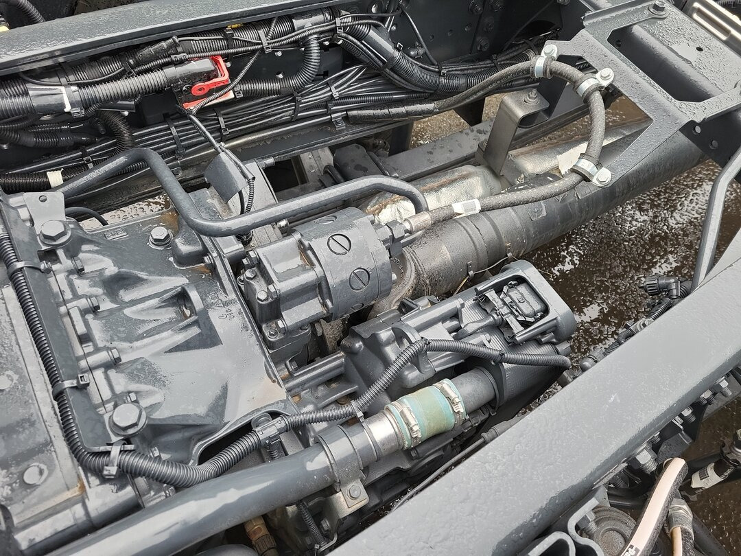 T-Way AT410T51 8x4 T-Way AT410T51 8x4, Retarder, 4x VORHANDEN! - Самосвал: фото 5 T-Way AT410T51 8x4 T-Way AT410T51 8x4, Retarder, 4x VORHANDEN! - Самосвал: фото 5