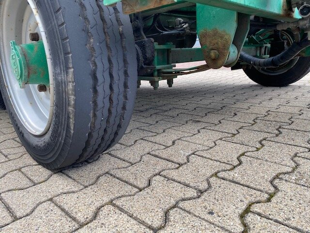 TL 6,4 Empl TL 6,4 Spezial-Tiefladeanhänger, Ex-Polizei - Низкорамный прицеп: фото 4 TL 6,4 Empl TL 6,4 Spezial-Tiefladeanhänger, Ex-Polizei - Низкорамный прицеп: фото 4