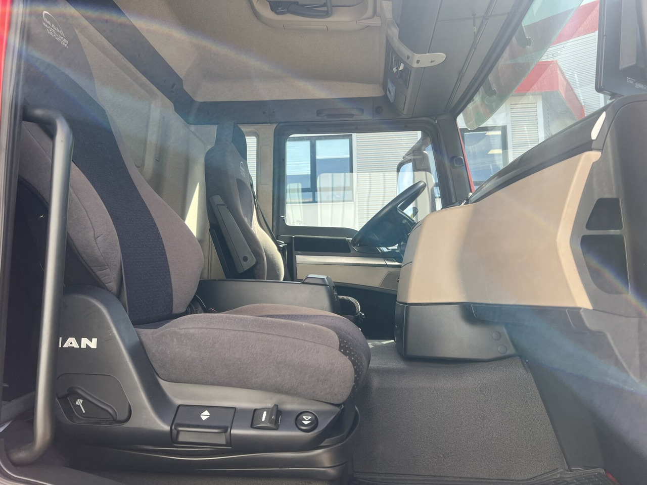 Тягач MAN TGS 18.420/470 4x2 BL TGS 18.420/470 4x2 BL, Navi: фото 6