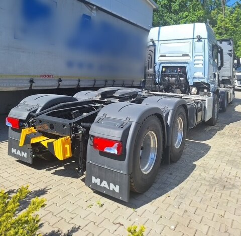 MAN TGS 33.520 6x4 BL SA TGS 33.520 6x4 BL SA, Retarder, LED, Navi, Nebenantrieb - Тягач: фото 3 MAN TGS 33.520 6x4 BL SA TGS 33.520 6x4 BL SA, Retarder, LED, Navi, Nebenantrieb - Тягач: фото 3