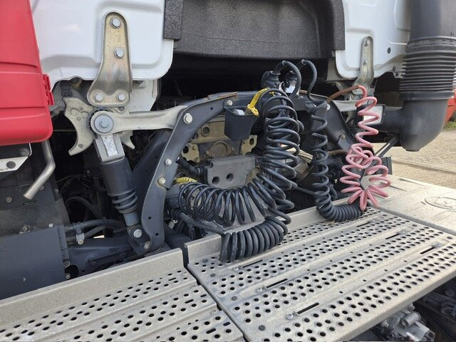 Mercedes-Benz Actros 1846 LS 4x2 Actros 1846 LS 4x2 MultimediaCockpit, StreamSpace, ADR в лизинг Mercedes-Benz Actros 1846 LS 4x2 Actros 1846 LS 4x2 MultimediaCockpit, StreamSpace, ADR: фото 14