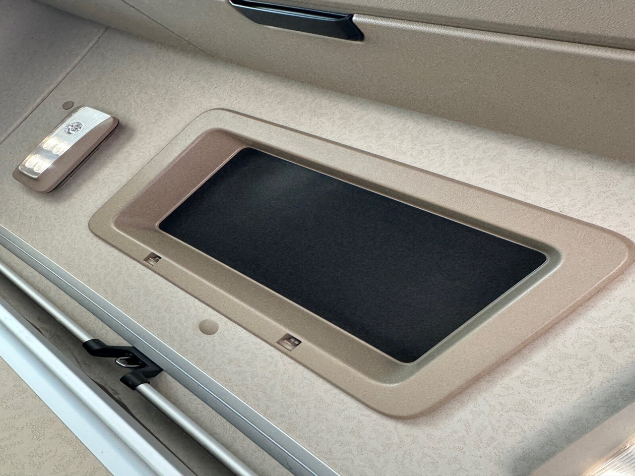 Mercedes-Benz Actros 1848 LS 4x2 Actros 1848 LS 4x2, Vollumer ,Retarder в лизинг Mercedes-Benz Actros 1848 LS 4x2 Actros 1848 LS 4x2, Vollumer ,Retarder: фото 7