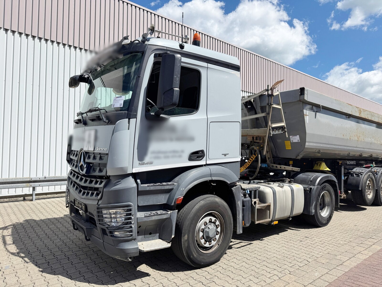 Mercedes-Benz Arocs 1845 LS 4x4 HAD Arocs 1845 LS 4x4 HAD, Retarder, Navi, HydroDrive, Kipphydraulik - Тягач: фото 1 Mercedes-Benz Arocs 1845 LS 4x4 HAD Arocs 1845 LS 4x4 HAD, Retarder, Navi, HydroDrive, Kipphydraulik - Тягач: фото 1