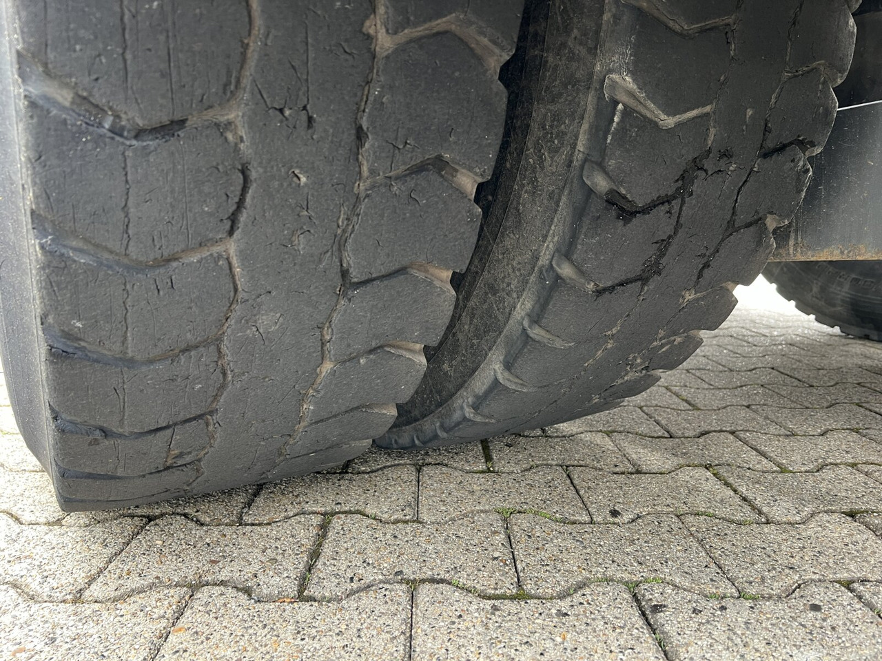 Mercedes-Benz Arocs 2651 LS 6x4 Arocs 2651 LS 6x4, Retarder, StreamSpace, Hydraulik - Тягач: фото 2 Mercedes-Benz Arocs 2651 LS 6x4 Arocs 2651 LS 6x4, Retarder, StreamSpace, Hydraulik - Тягач: фото 2