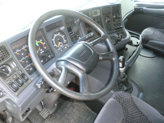 Scania 124 R 470 4x2 124R470 4x2, Kipphydraulik, 6 Zylinder - Тягач: фото 4 Scania 124 R 470 4x2 124R470 4x2, Kipphydraulik, 6 Zylinder - Тягач: фото 4
