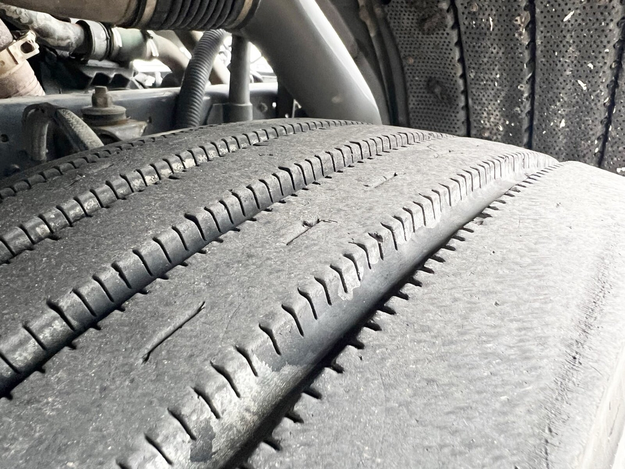 Stralis AS440S42 4x2 Stralis AS440S42 4x2, Retarder - Тягач: фото 5 Stralis AS440S42 4x2 Stralis AS440S42 4x2, Retarder - Тягач: фото 5