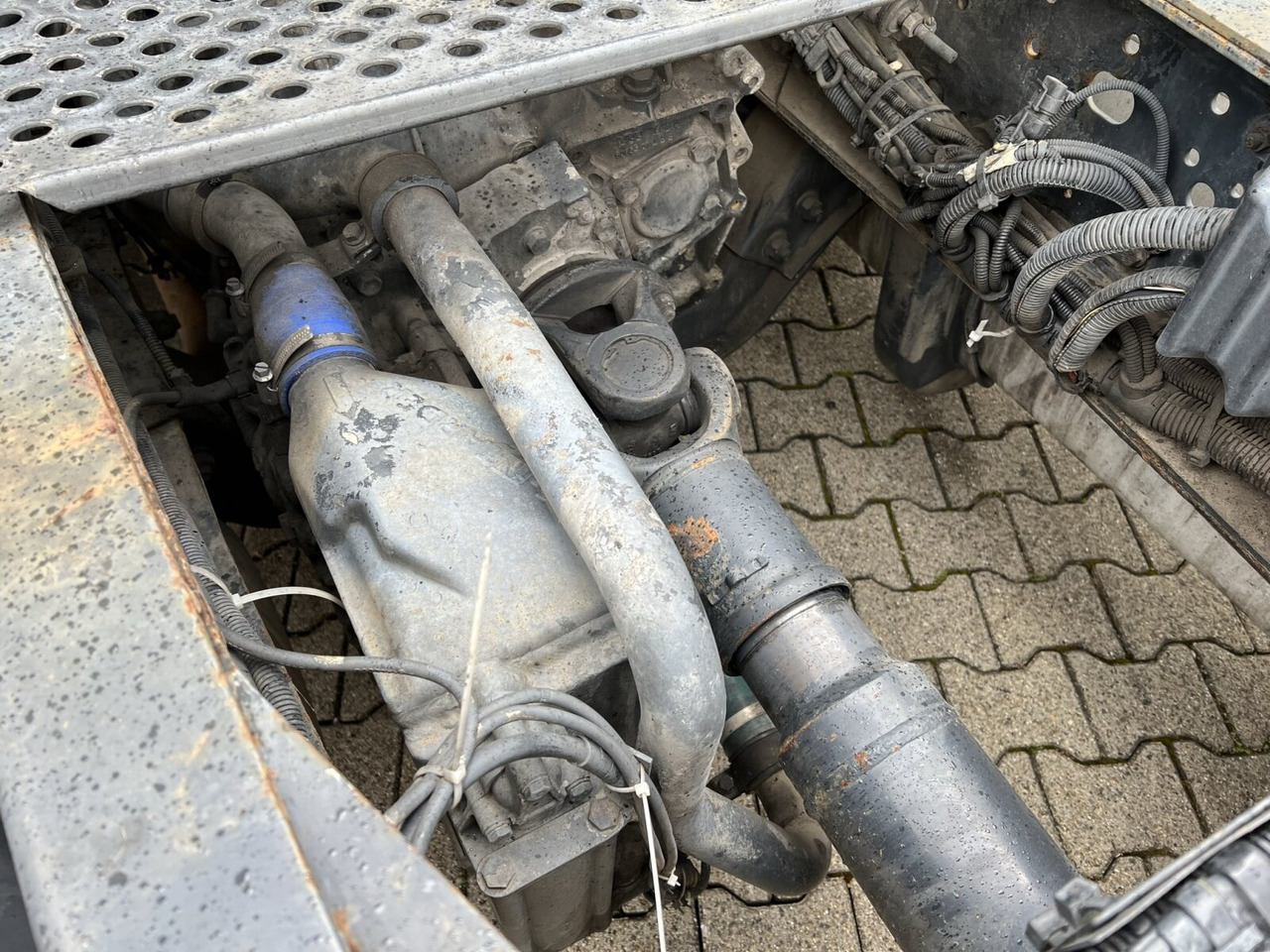 Stralis AS440S42 4x2 Stralis AS440S42 4x2, Retarder - Тягач: фото 2 Stralis AS440S42 4x2 Stralis AS440S42 4x2, Retarder - Тягач: фото 2