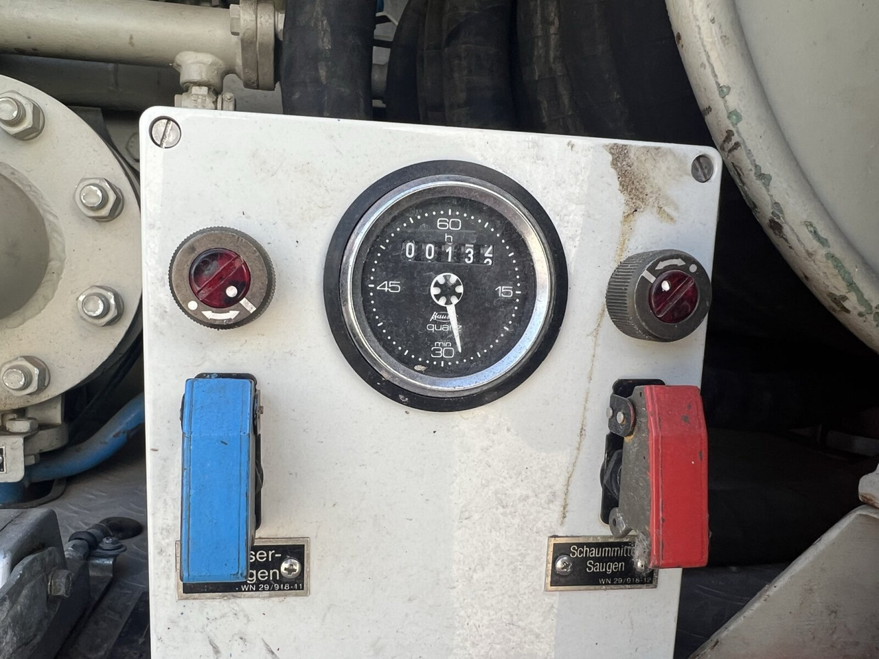 Unimog U 1300 L 435/11 4x4 U 1300 L 435/11 4x4, -Feuerwehr - Пожарная машина: фото 3 Unimog U 1300 L 435/11 4x4 U 1300 L 435/11 4x4, -Feuerwehr - Пожарная машина: фото 3