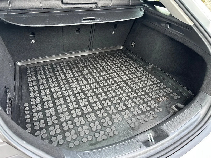 Mercedes-Benz CLA-Klasse 200 D - SHOOTING BRAKE + STANDKLIMA + NAVI - Легковой автомобиль: фото 4 Mercedes-Benz CLA-Klasse 200 D - SHOOTING BRAKE + STANDKLIMA + NAVI - Легковой автомобиль: фото 4