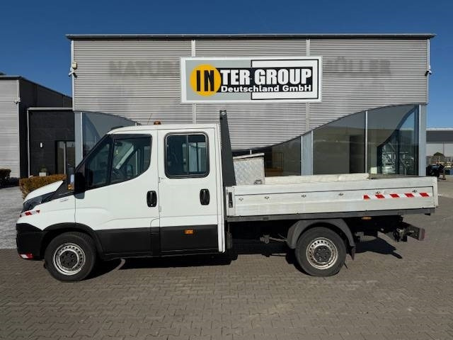Iveco Daily 35 S12 - Цельнометаллический фургон: фото 1 Iveco Daily 35 S12 - Цельнометаллический фургон: фото 1