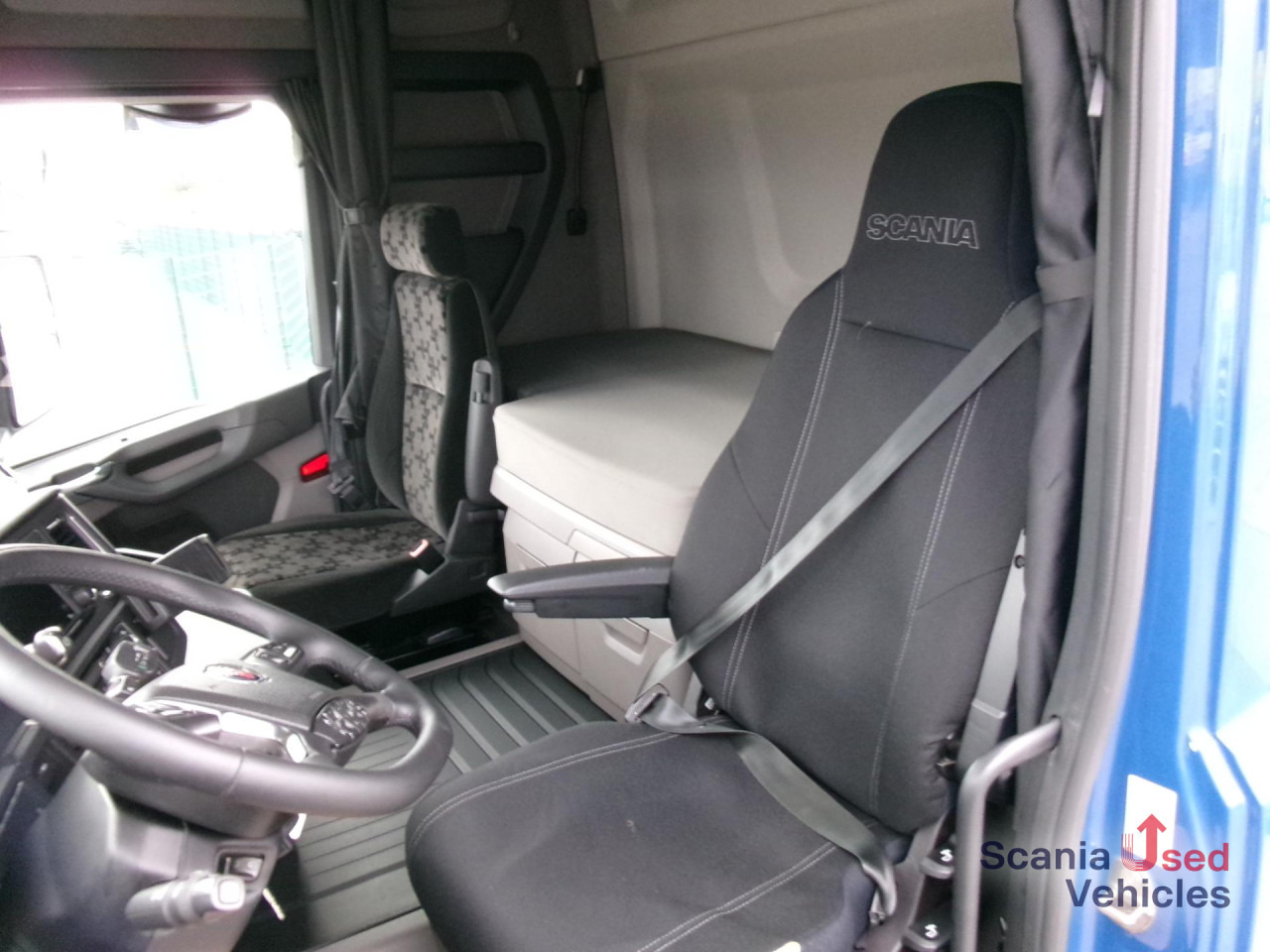 SCANIA R 410 B6x2*4NB LNG - Грузовик-шасси: фото 2 SCANIA R 410 B6x2*4NB LNG - Грузовик-шасси: фото 2
