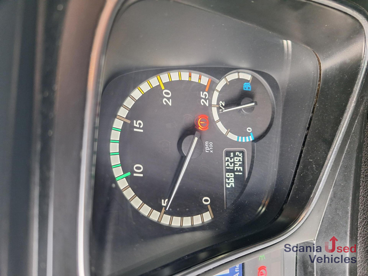 MERCEDES-BENZ 1840 ADR/FL mit Hydraulik NUR 568 Tkm!!! - Тягач: фото 4 MERCEDES-BENZ 1840 ADR/FL mit Hydraulik NUR 568 Tkm!!! - Тягач: фото 4