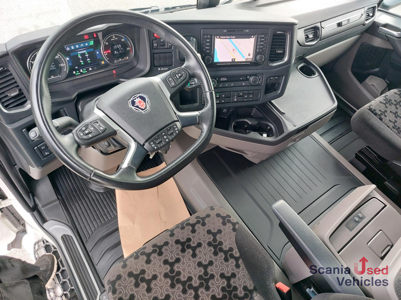 SCANIA R 460 A4x2NA, SUPER, NAVI, Standklima - Тягач: фото 5 SCANIA R 460 A4x2NA, SUPER, NAVI, Standklima - Тягач: фото 5