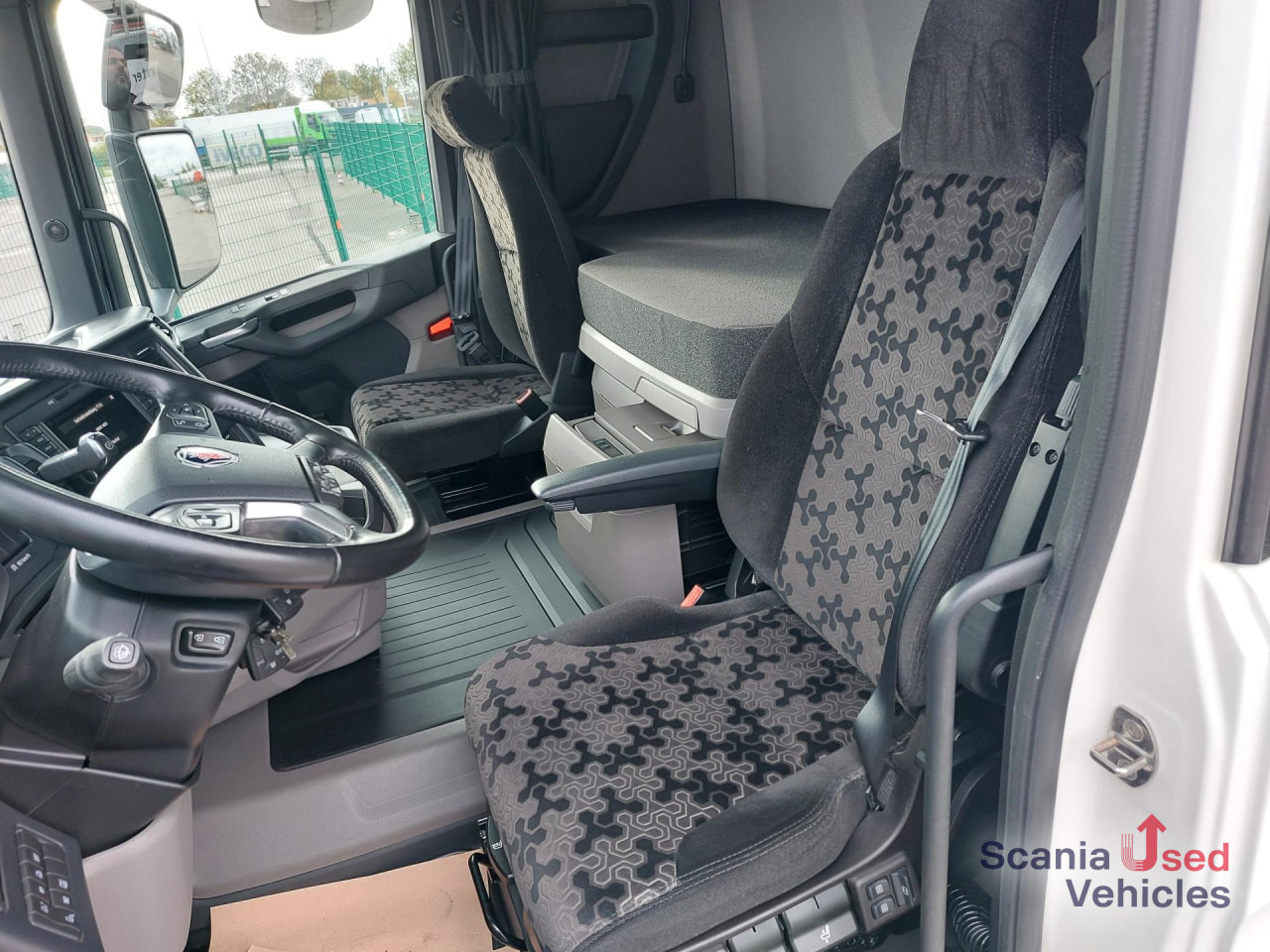 SCANIA R 460 A4x2NA, SUPER, NAVI, Standklima - Тягач: фото 4 SCANIA R 460 A4x2NA, SUPER, NAVI, Standklima - Тягач: фото 4