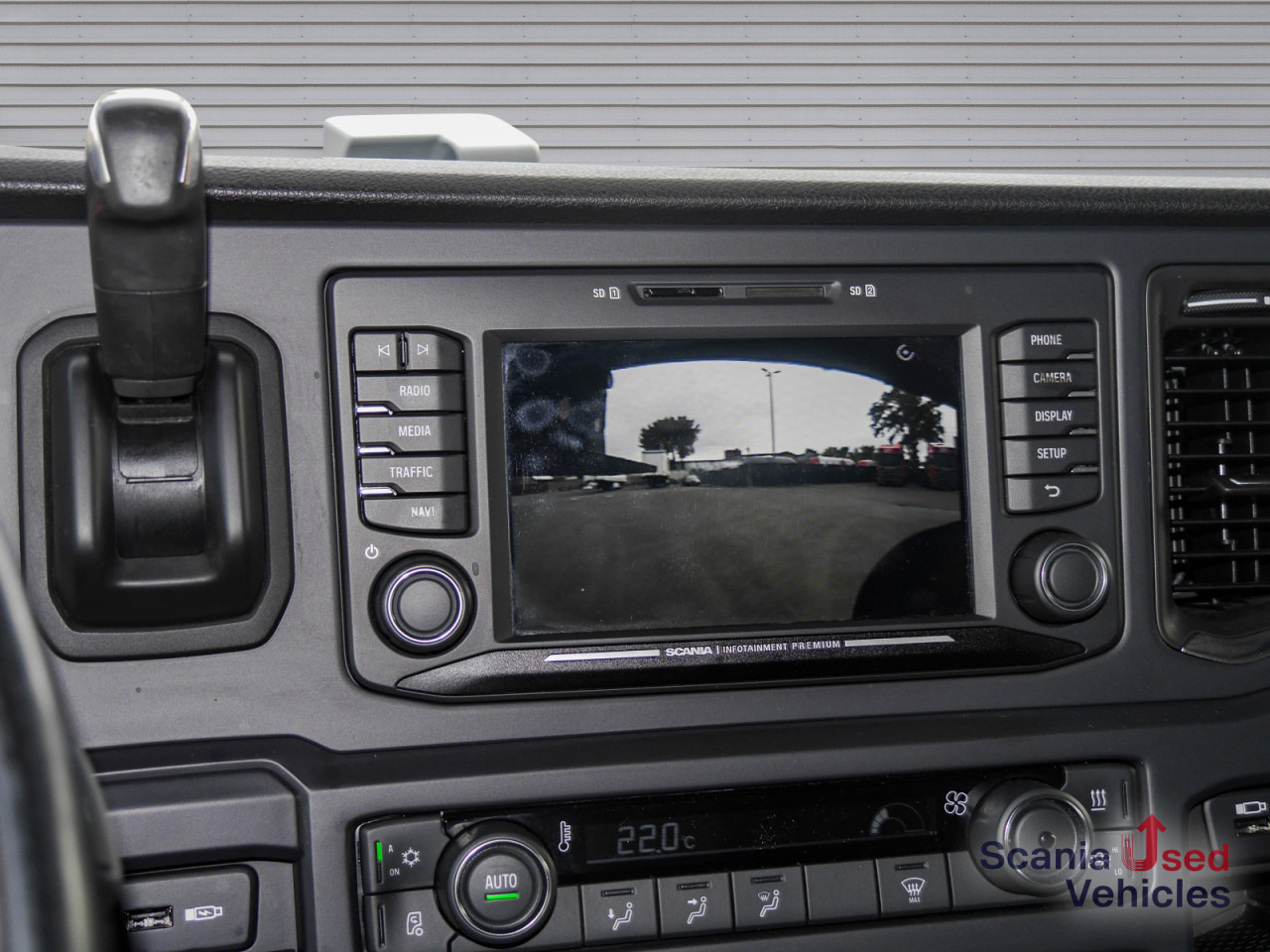 SCANIA R 410 B6x2*4NB - Pritsche / Plane / Hecktüren - - Тентованный грузовик: фото 5 SCANIA R 410 B6x2*4NB - Pritsche / Plane / Hecktüren - - Тентованный грузовик: фото 5