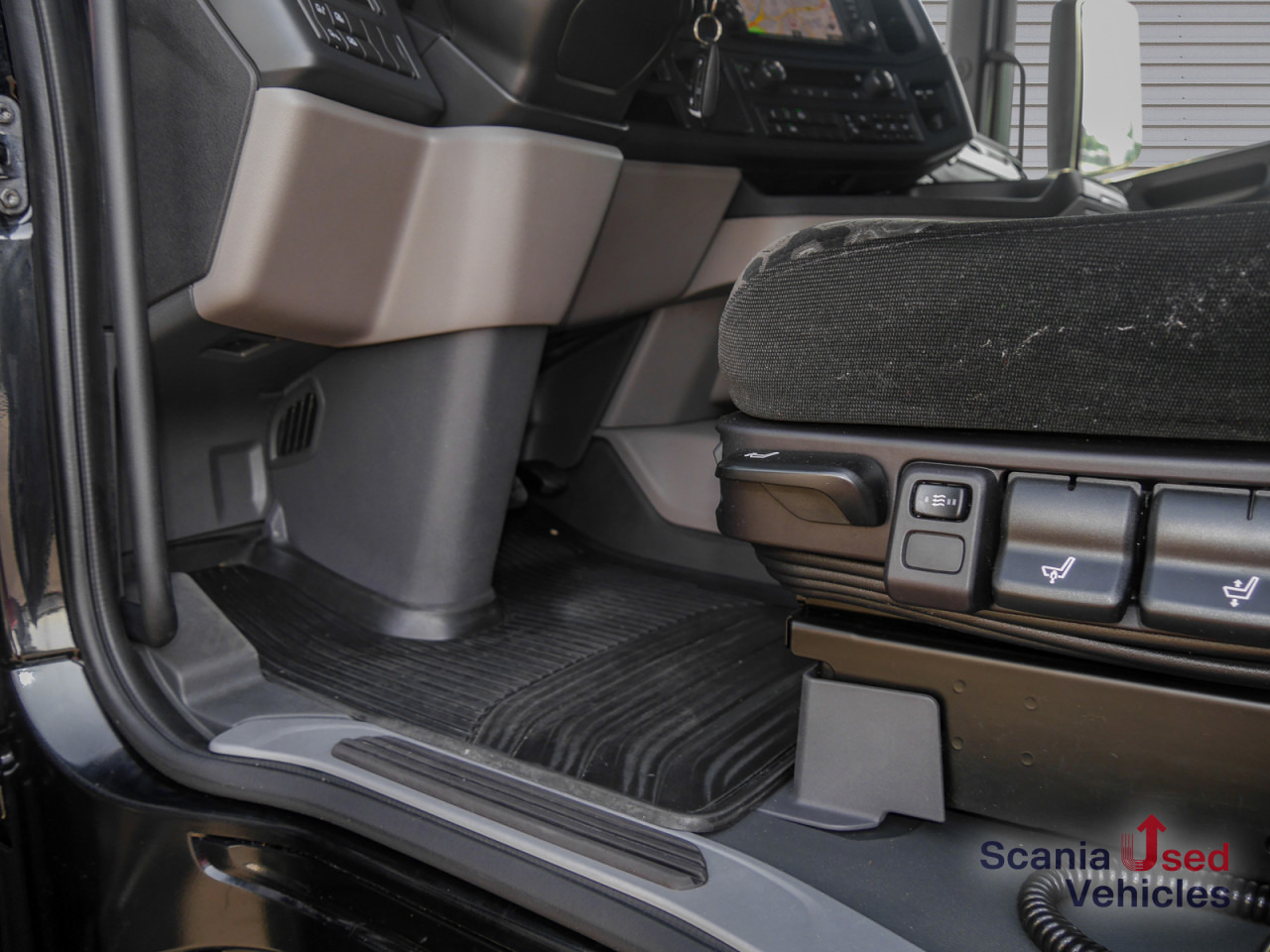 SCANIA R 460 A4x2NA - SUPER - - Тягач: фото 3 SCANIA R 460 A4x2NA - SUPER - - Тягач: фото 3