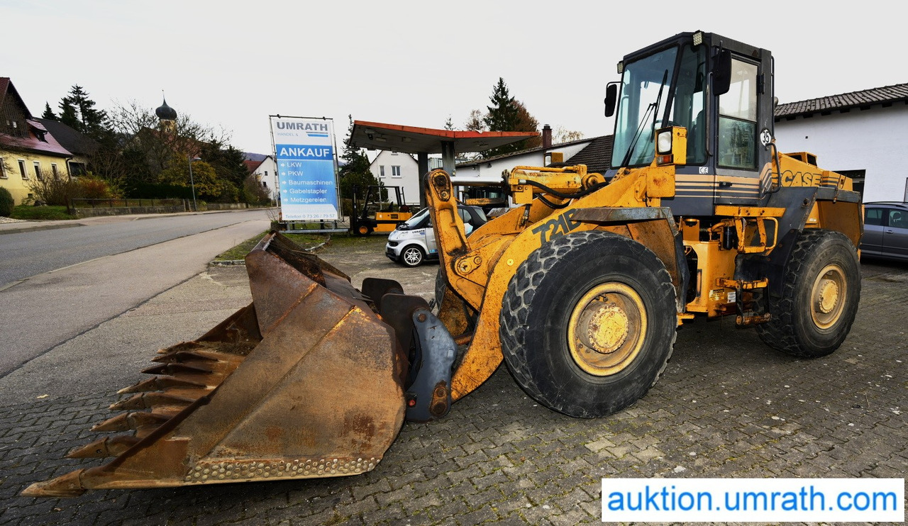 CASE 721 B - Колёсный погрузчик: фото 1 CASE 721 B - Колёсный погрузчик: фото 1