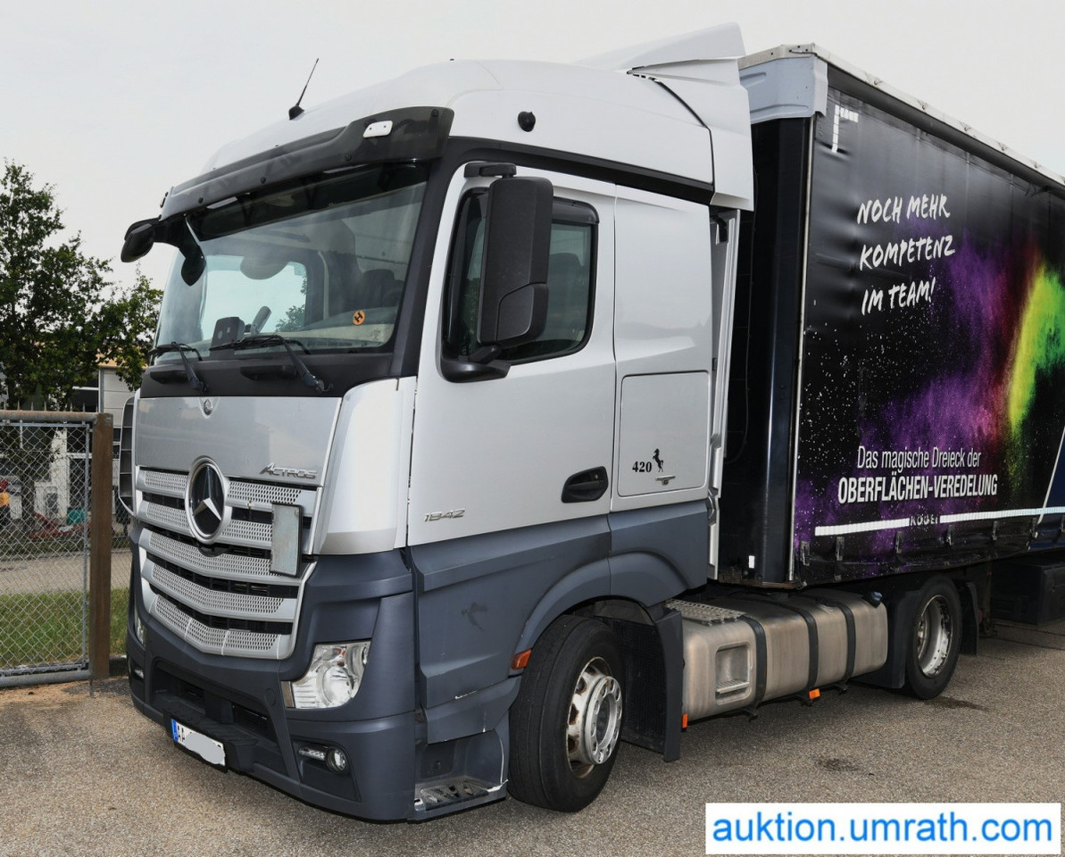Mercedes Benz Actros DB 1842 LS Sattelzugmaschine EURO 6 StreamSpace LowLiner Klimaautomatik Automatikgetriebe Navi - Другая техника: фото 1 Mercedes Benz Actros DB 1842 LS Sattelzugmaschine EURO 6 StreamSpace LowLiner Klimaautomatik Automatikgetriebe Navi - Другая техника: фото 1