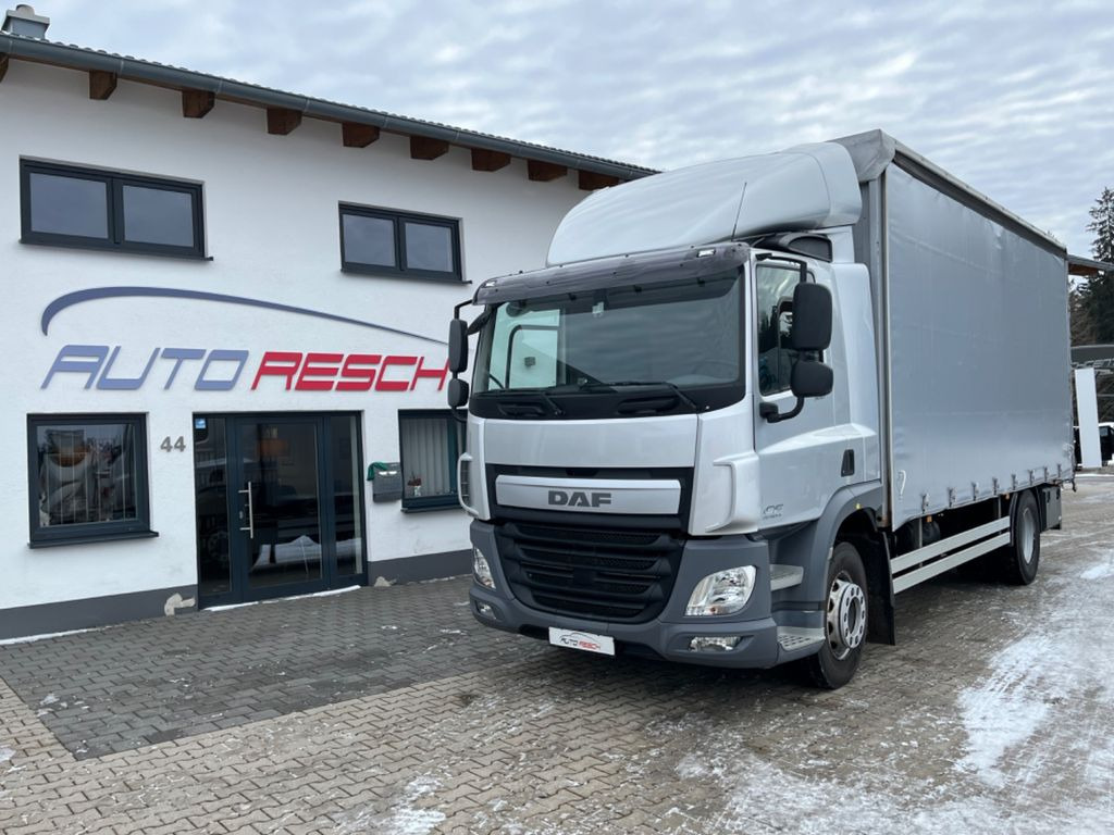 DAF CF 320FA Pritsche Schiebeplane original 87000KM - Тентованный грузовик: фото 1 DAF CF 320FA Pritsche Schiebeplane original 87000KM - Тентованный грузовик: фото 1