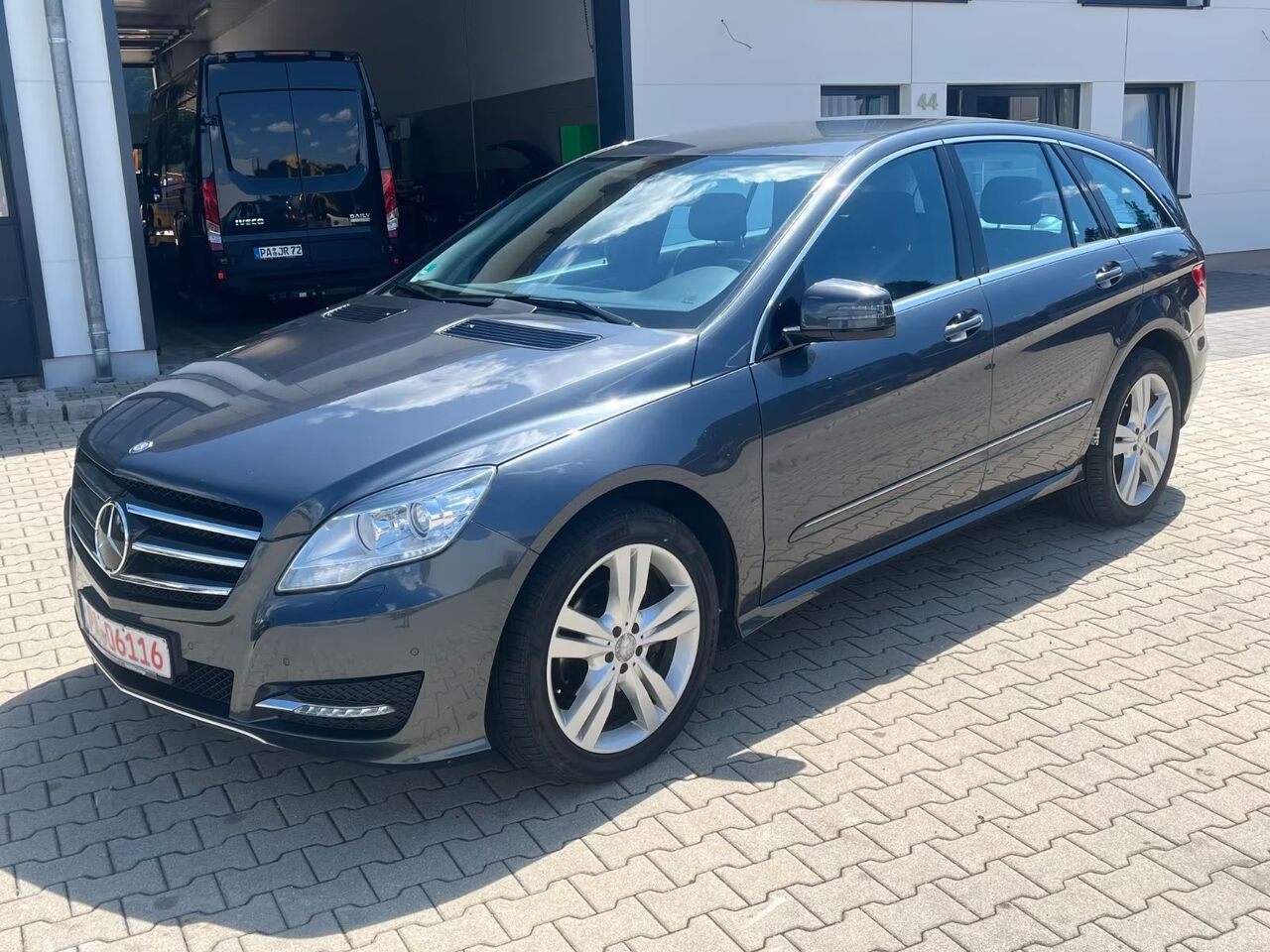 Mercedes-Benz R 350 R R 350 CDI 4Matic Sportpaket - Внедорожник: фото 1 Mercedes-Benz R 350 R R 350 CDI 4Matic Sportpaket - Внедорожник: фото 1