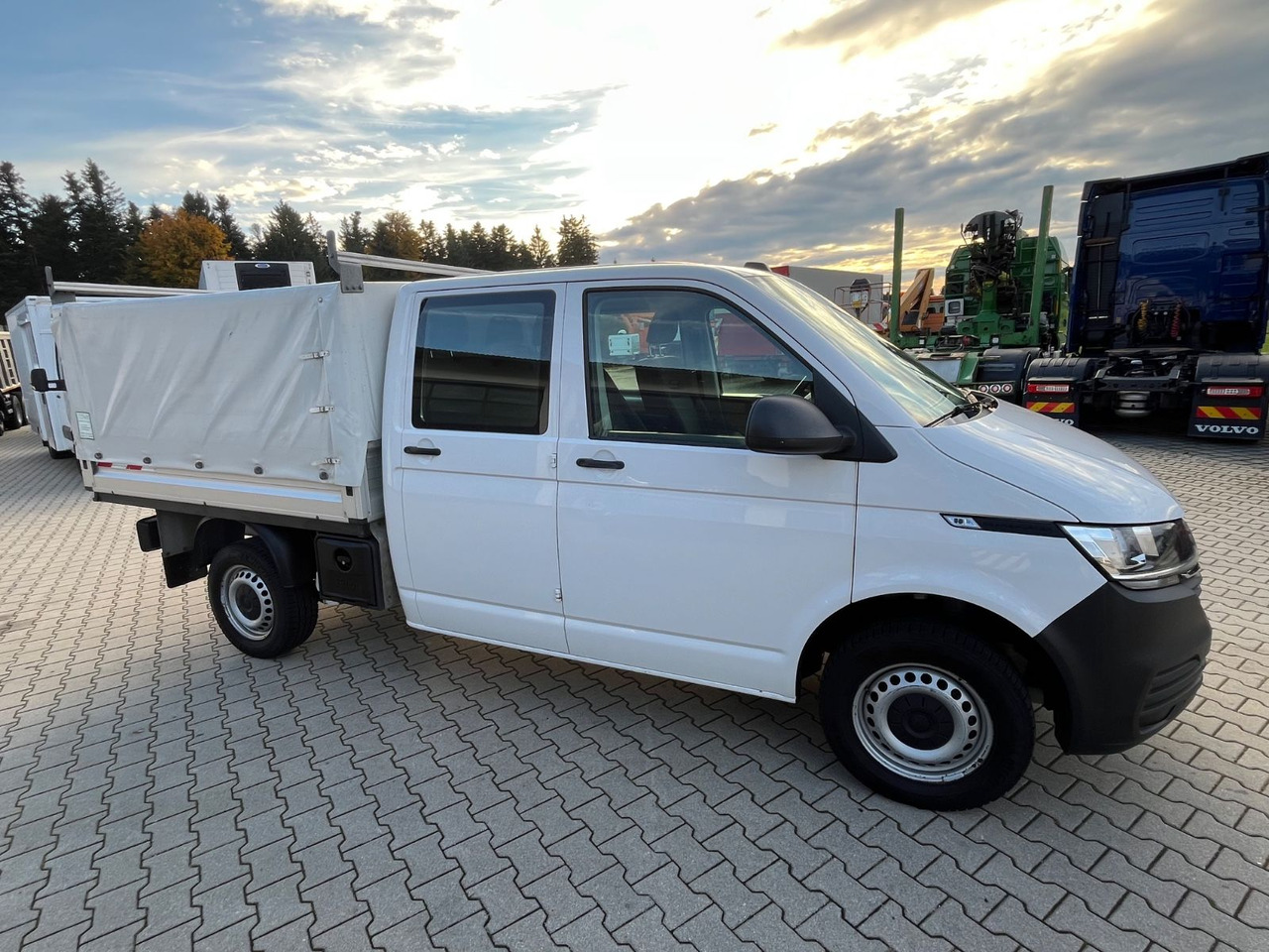 Volkswagen T6.1 DOKA Pritsche 4x4 Sperre Standheizung - Тентованный фургон, Грузопассажирский фургон: фото 4 Volkswagen T6.1 DOKA Pritsche 4x4 Sperre Standheizung - Тентованный фургон, Грузопассажирский фургон: фото 4