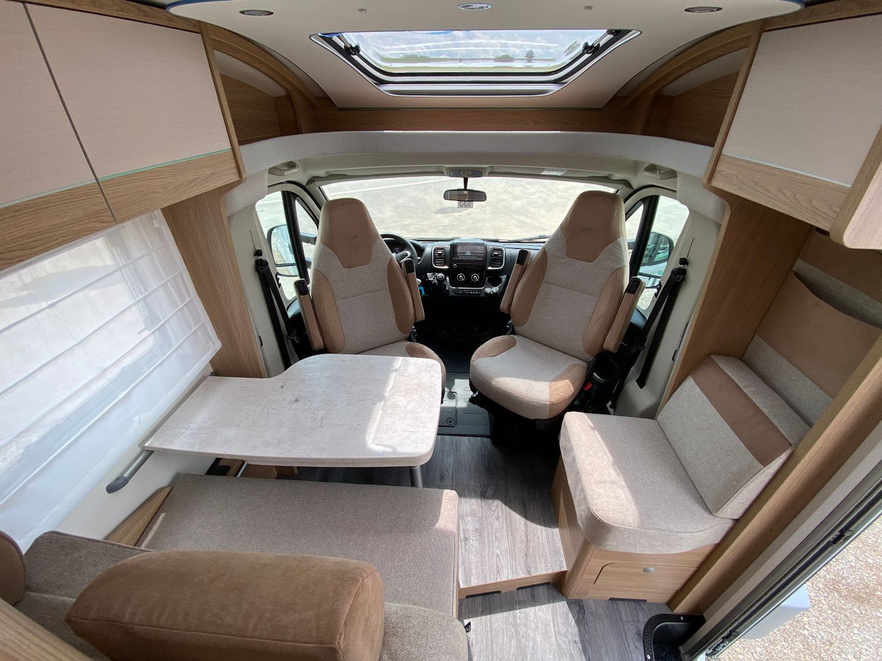 Полуинтегрированный автодом LMC Cruiser V 646 G, SAT, Navi, Sondermodell,16 Zoll: фото 16