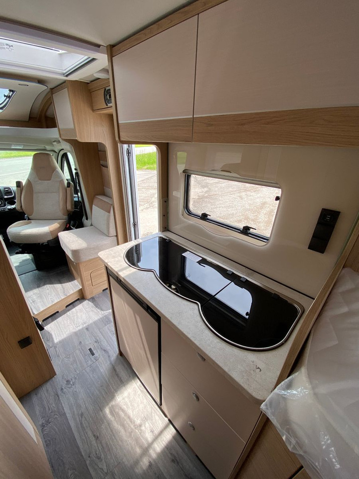 Полуинтегрированный автодом LMC Cruiser V 646 G, SAT, Navi, Sondermodell,16 Zoll: фото 18