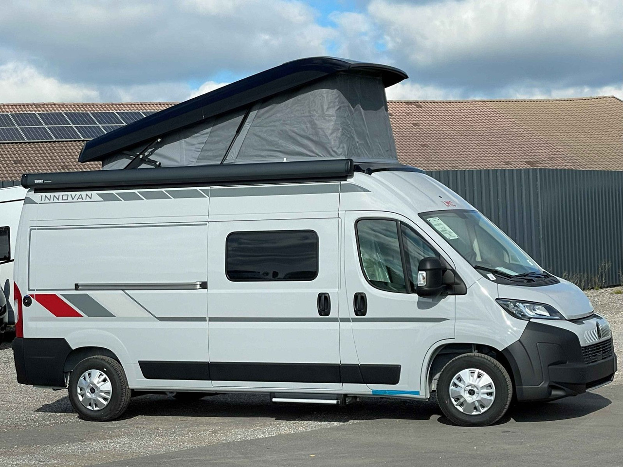 LMC INNOVAN 600 ,ASD, Aufstelldach,26 Modell, - Кастенваген: фото 2 LMC INNOVAN 600 ,ASD, Aufstelldach,26 Modell, - Кастенваген: фото 2