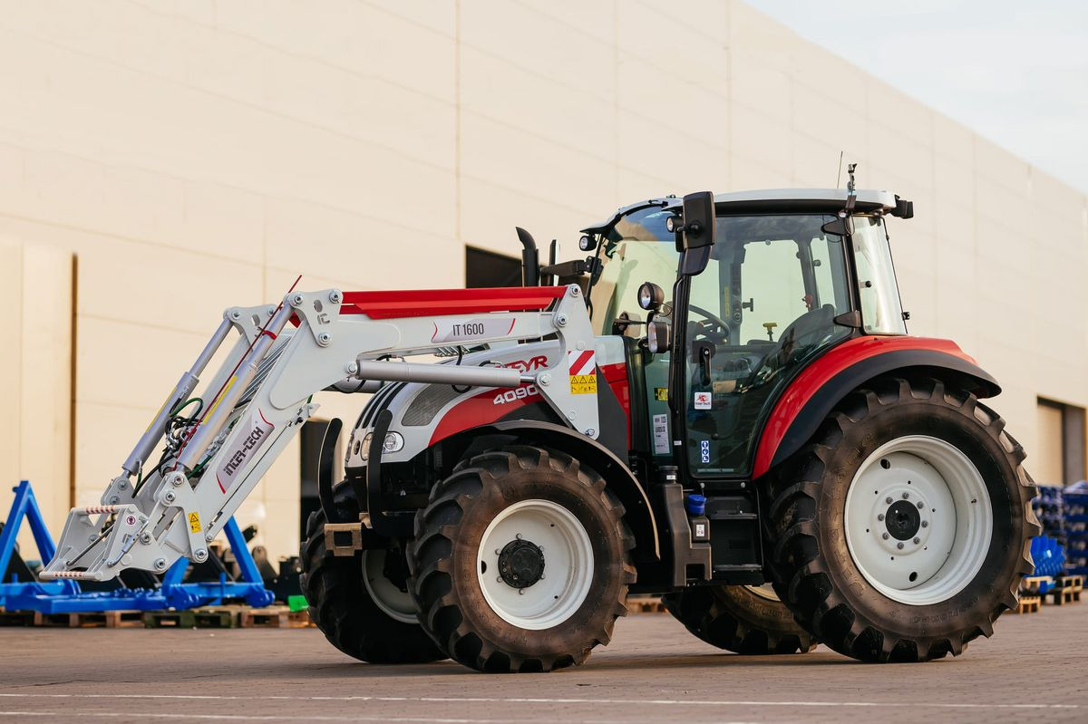 Intertech Frontlader IT-1600 - Фронтальный погрузчик для трактора: фото 2 Intertech Frontlader IT-1600 - Фронтальный погрузчик для трактора: фото 2