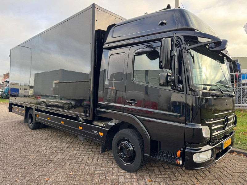 Mercedes-Benz ATEGO 818 / 228.000..KM!! / Sleeping Cab / TUV: 7-2026 / NL Truck - Грузовик с закрытым кузовом: фото 2 Mercedes-Benz ATEGO 818 / 228.000..KM!! / Sleeping Cab / TUV: 7-2026 / NL Truck - Грузовик с закрытым кузовом: фото 2