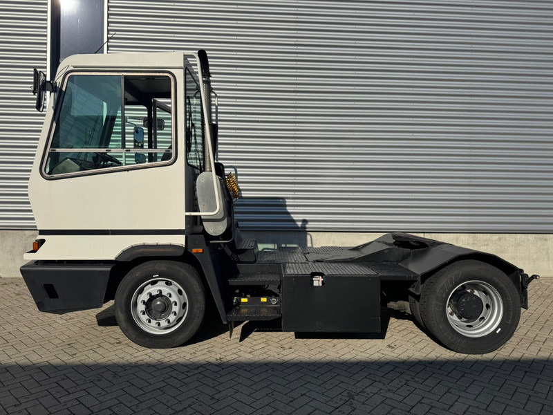 Terberg YT182 / NL Truck - Терминальный тягач: фото 5 Terberg YT182 / NL Truck - Терминальный тягач: фото 5