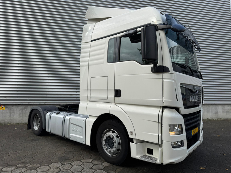 MAN TGX 18.420 XLX / 2 Tanks / 2 In stock..!!! / TUV: 5-2026 / NL Truck - Тягач: фото 2 MAN TGX 18.420 XLX / 2 Tanks / 2 In stock..!!! / TUV: 5-2026 / NL Truck - Тягач: фото 2
