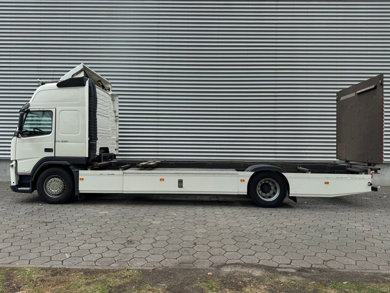 Volvo FM 330 XL EEV / I-Shift / VEB+ / 334.000..KM!! / Tail Lift / NL Truck - Грузовик-контейнеровоз/ Сменный кузов: фото 5 Volvo FM 330 XL EEV / I-Shift / VEB+ / 334.000..KM!! / Tail Lift / NL Truck - Грузовик-контейнеровоз/ Сменный кузов: фото 5