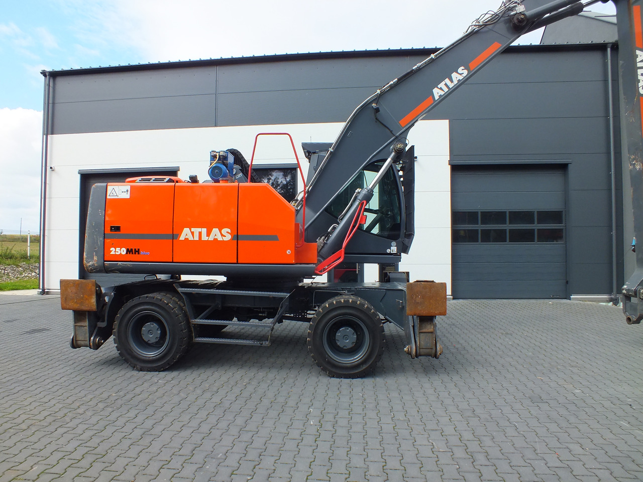 ATLAS 250MH - Перегружатель для Экскаваторов: фото 2 ATLAS 250MH - Перегружатель для Экскаваторов: фото 2