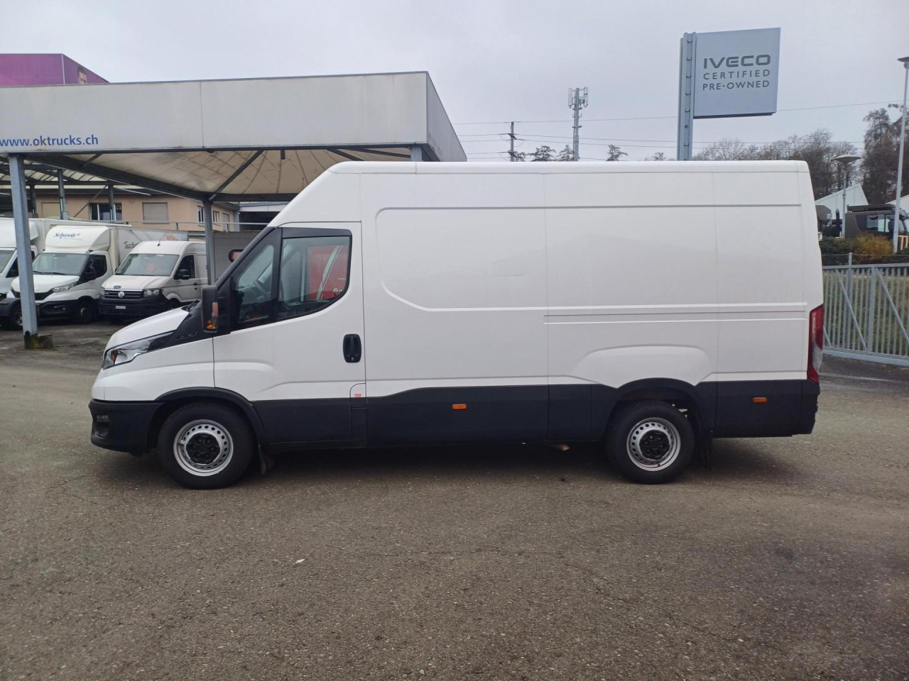 IVECO Daily 35S16V Euro6 Klima ZV - Цельнометаллический фургон: фото 4 IVECO Daily 35S16V Euro6 Klima ZV - Цельнометаллический фургон: фото 4