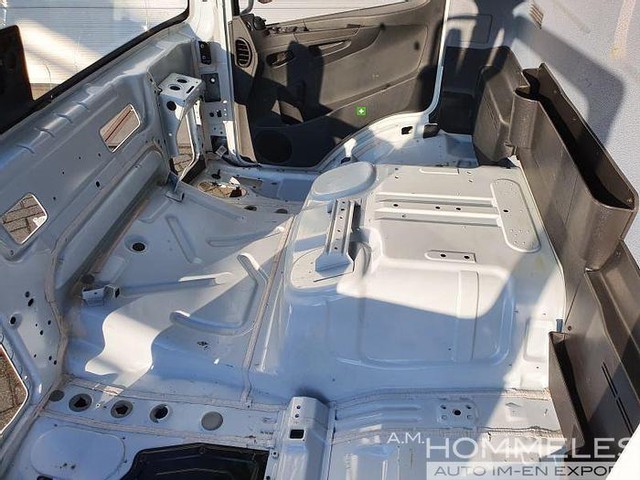 Mercedes-Benz Atego - Кабина и интерьер: фото 2 Mercedes-Benz Atego - Кабина и интерьер: фото 2