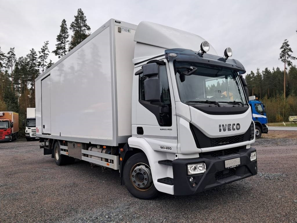 Iveco Eurocargo 120-250 Umpikori SSC-Heat System - Грузовик с закрытым кузовом: фото 2 Iveco Eurocargo 120-250 Umpikori SSC-Heat System - Грузовик с закрытым кузовом: фото 2