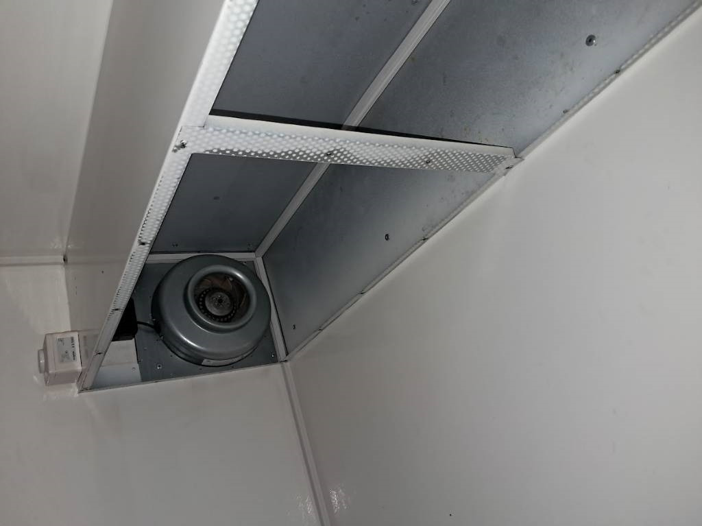 JJ-Trailer MV 3000FB Myyntivaunu - Прицеп для легкового автомобиля: фото 4 JJ-Trailer MV 3000FB Myyntivaunu - Прицеп для легкового автомобиля: фото 4