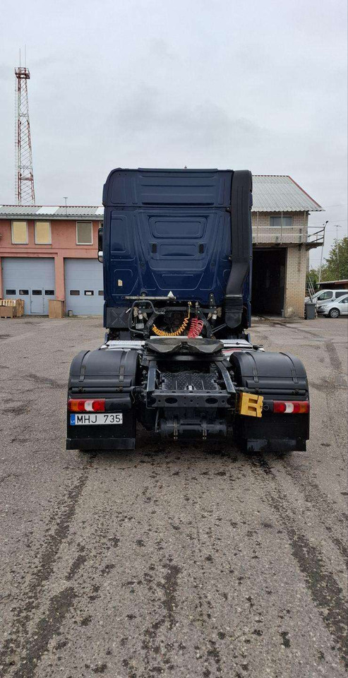 Тягач Mercedes-Benz Actros: фото 9