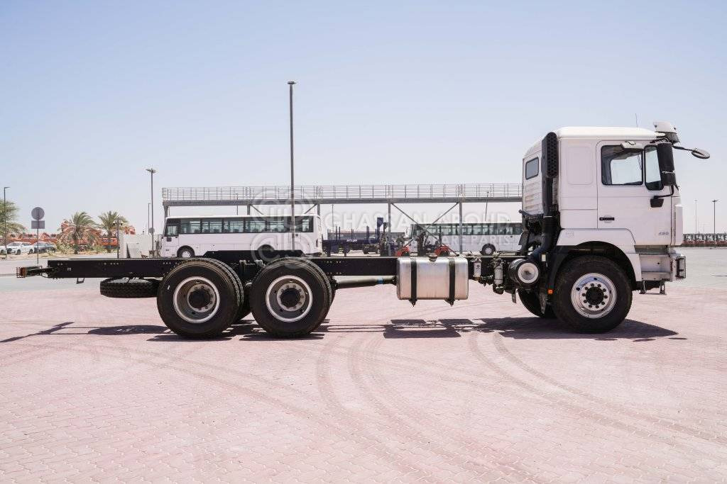 SHACMAN F3000 6×4 CHASSIS CAB MY25 Rigid Chassis Cab - Грузовик-шасси: фото 4 SHACMAN F3000 6×4 CHASSIS CAB MY25 Rigid Chassis Cab - Грузовик-шасси: фото 4